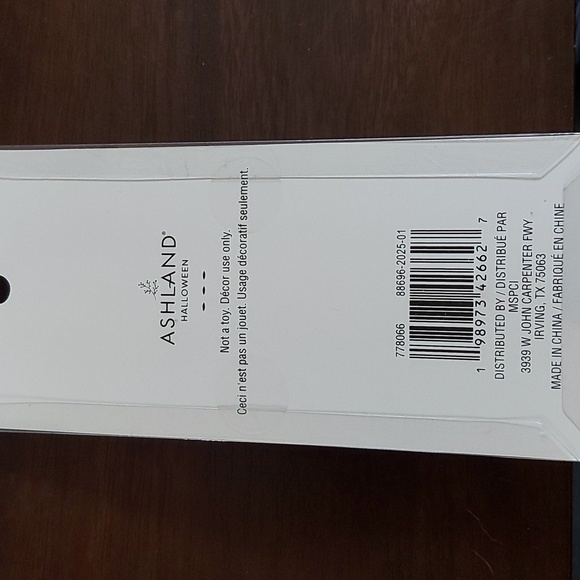 Halloween Decor - Picture 2 of 4